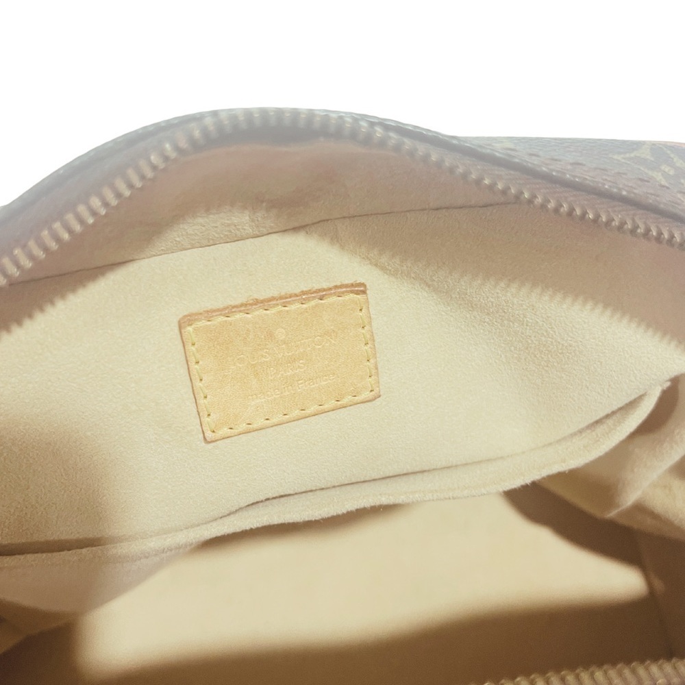 Louis Vuitton Monogram Manhattan PM - Picture 9 of 15